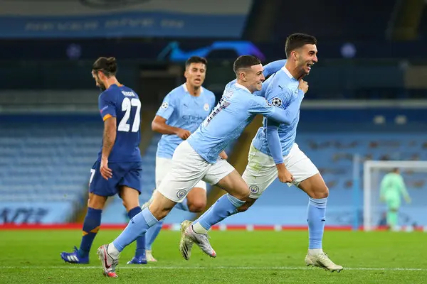 曼联传奇对阵凯尔特人传奇队-开云官网登录